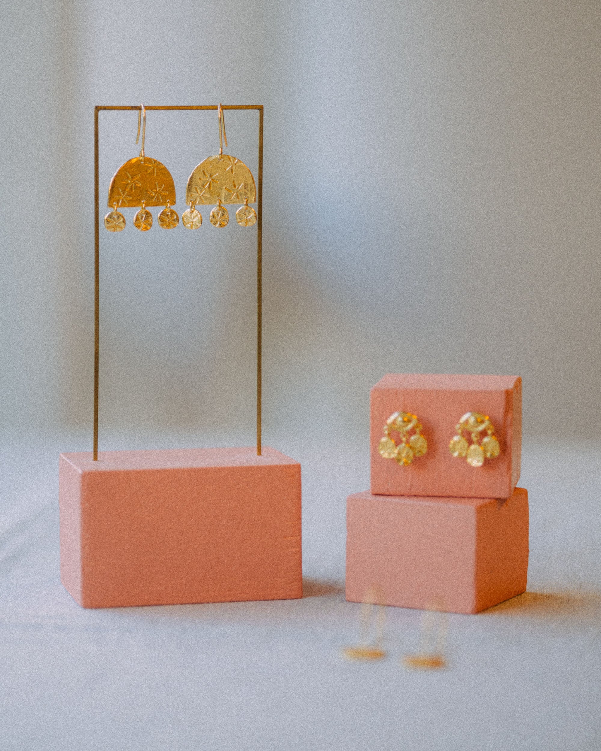 Starry Eyes Studs in Gold Plated Silver